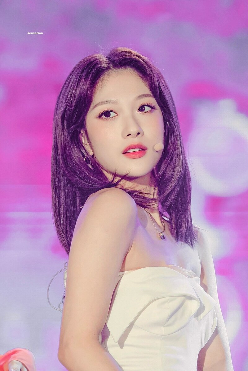 220809 fromis_9 Seoyeon at KBS Open Concert in Ulsan documents 1