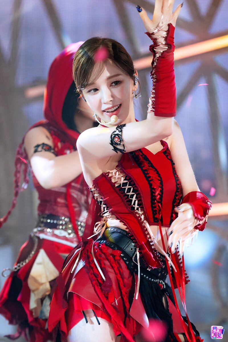 240630 Red Velvet Wendy - 'Cosmic' at Inkigayo documents 1