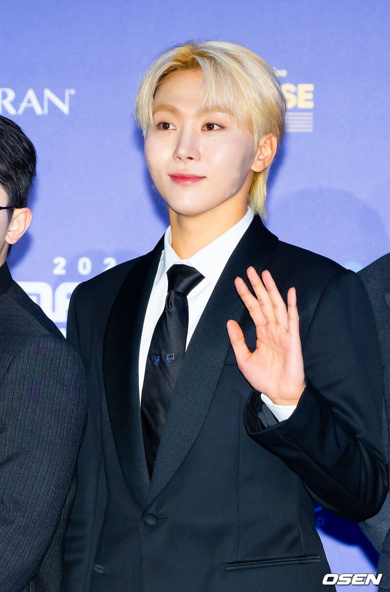 241123 Seventeen Seungkwan at 2024 MAMA Awards Day 3 documents 1