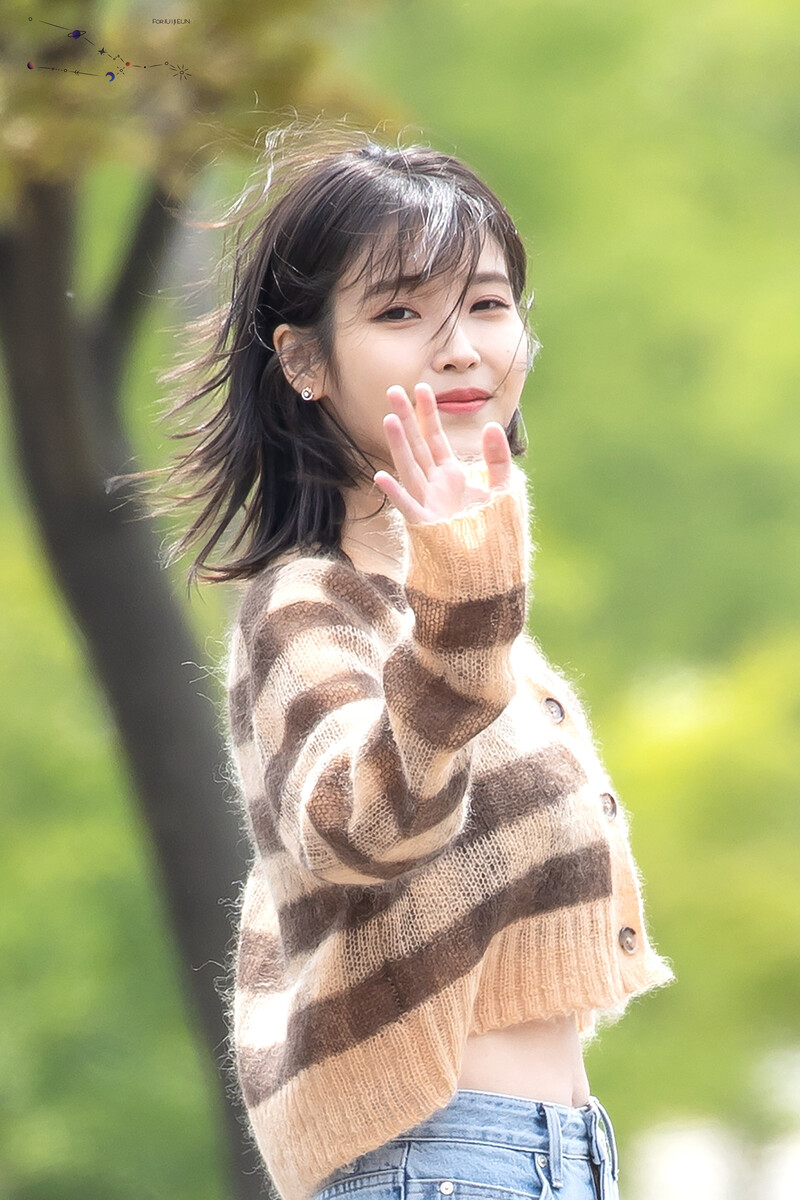 230430 IU 'Dream' Stage Greetings documents 3