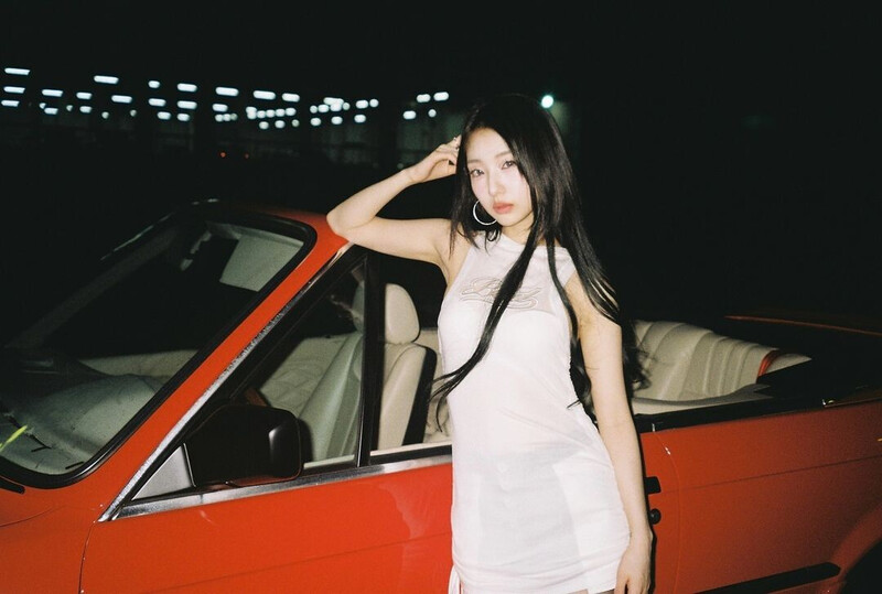 240904 - YeoJin Instagram Update documents 4