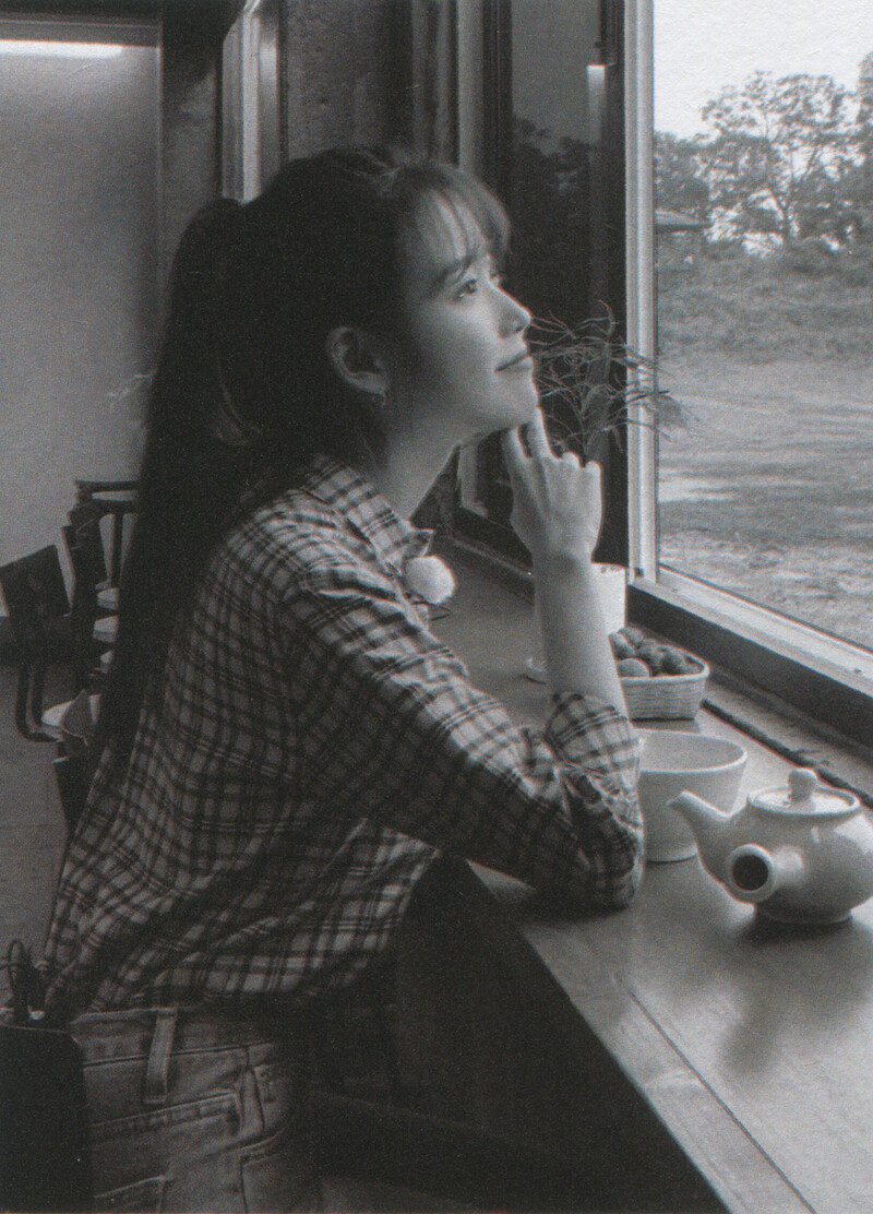 IU - Special Mini Album ‘Pieces’ [SCANS] documents 8