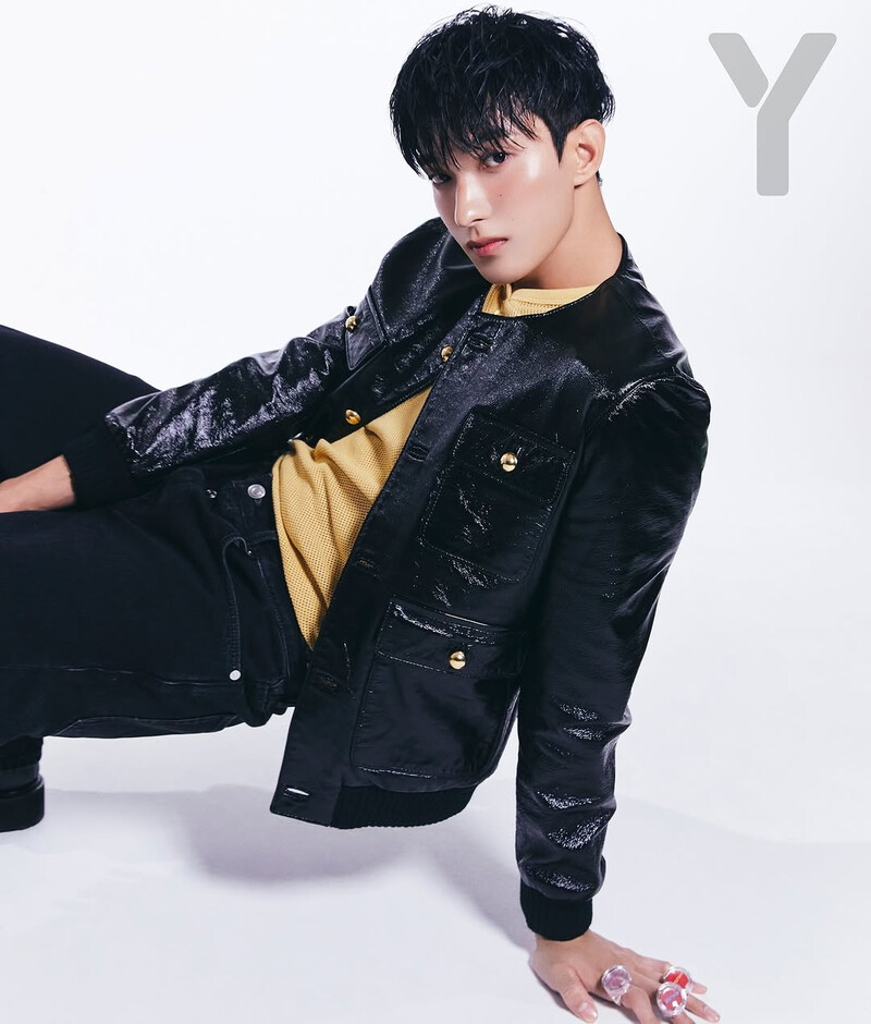 SEVENTEEN DK for Y Magazine X AMUSE documents 8