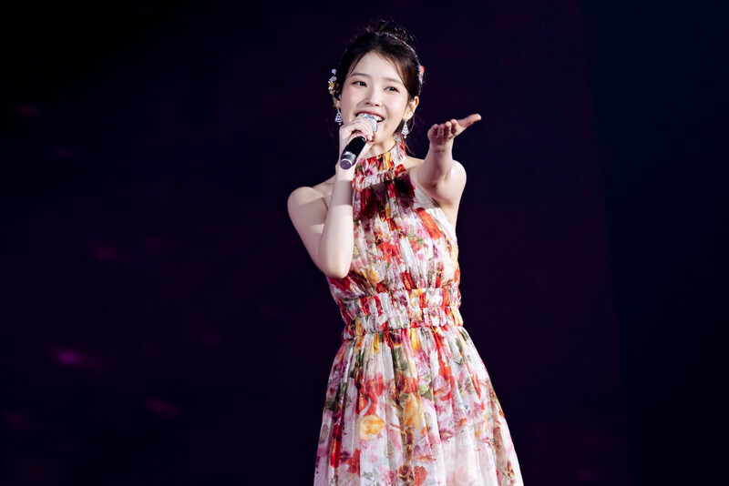 240706 IU - ‘H.E.R.’ World Tour in Osaka Day 1 documents 1