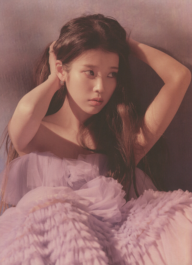 IU - 'LILAC' Photobook [SCANS] documents 4