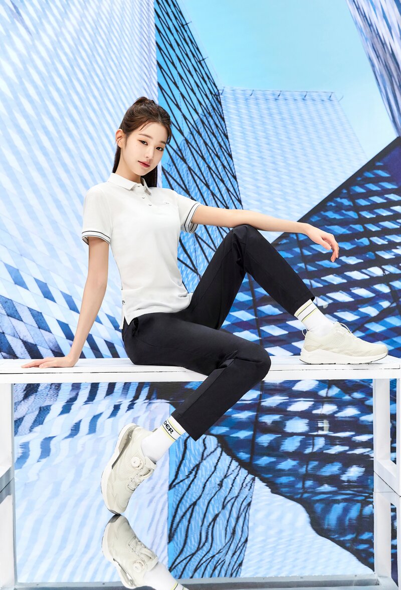 IVE Wonyoung for EIDER 2023 Summer Collection documents 2