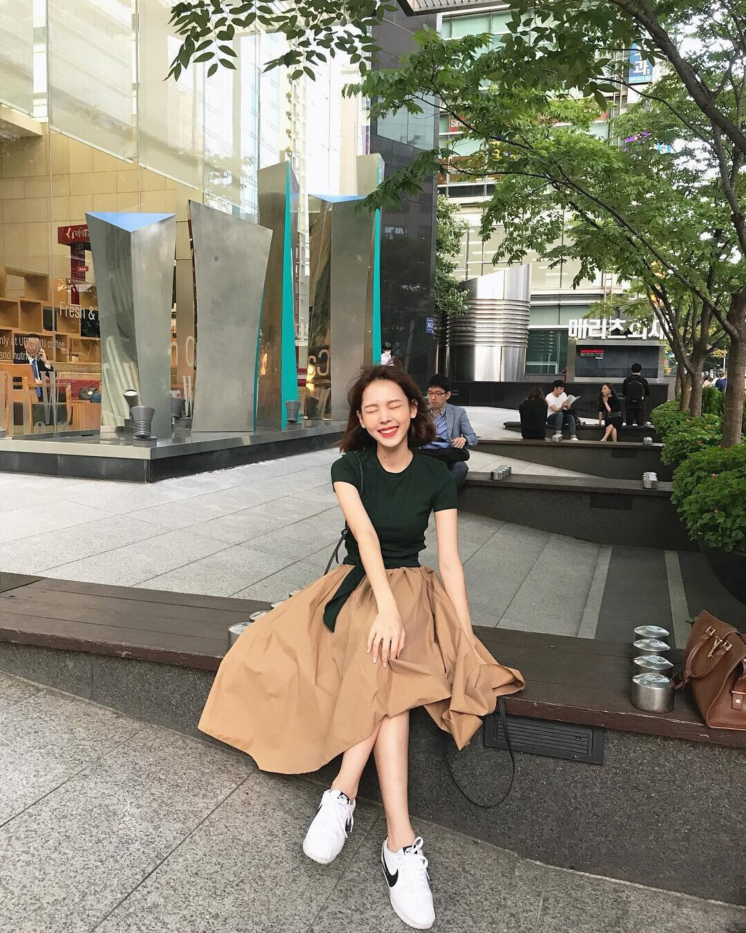 180918 InHwa Instagram Update | kpopping