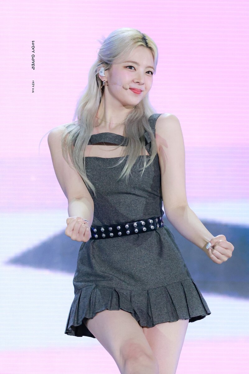 230527 ITZY Lia - 29th Dream Concert documents 7