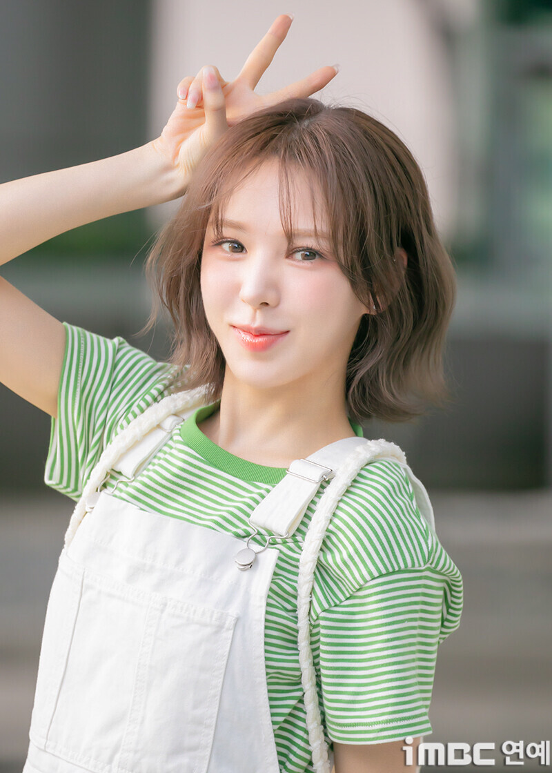 240828 Red Velvet Wendy - Young Street Commute documents 4