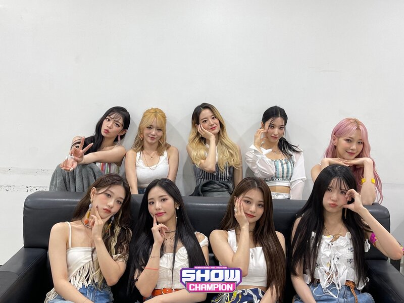 210526 fromis_9 SNS Update at Show Champion documents 2