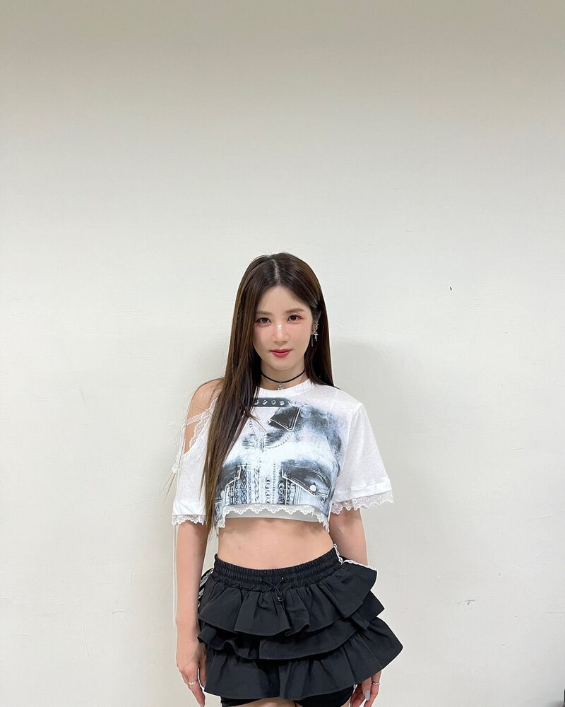 240720 Apink CHORONG Instagram update documents 2