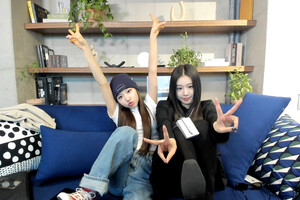 230323 FIFTY FIFTY Twitter Update - Saena & Sio