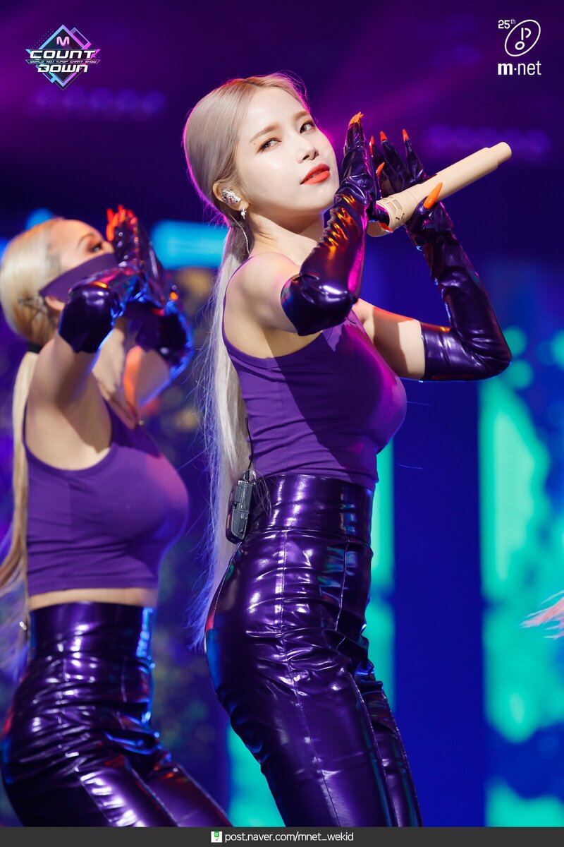 200423 Solar - 'Spit it out' at M COUNTDOWN documents 3