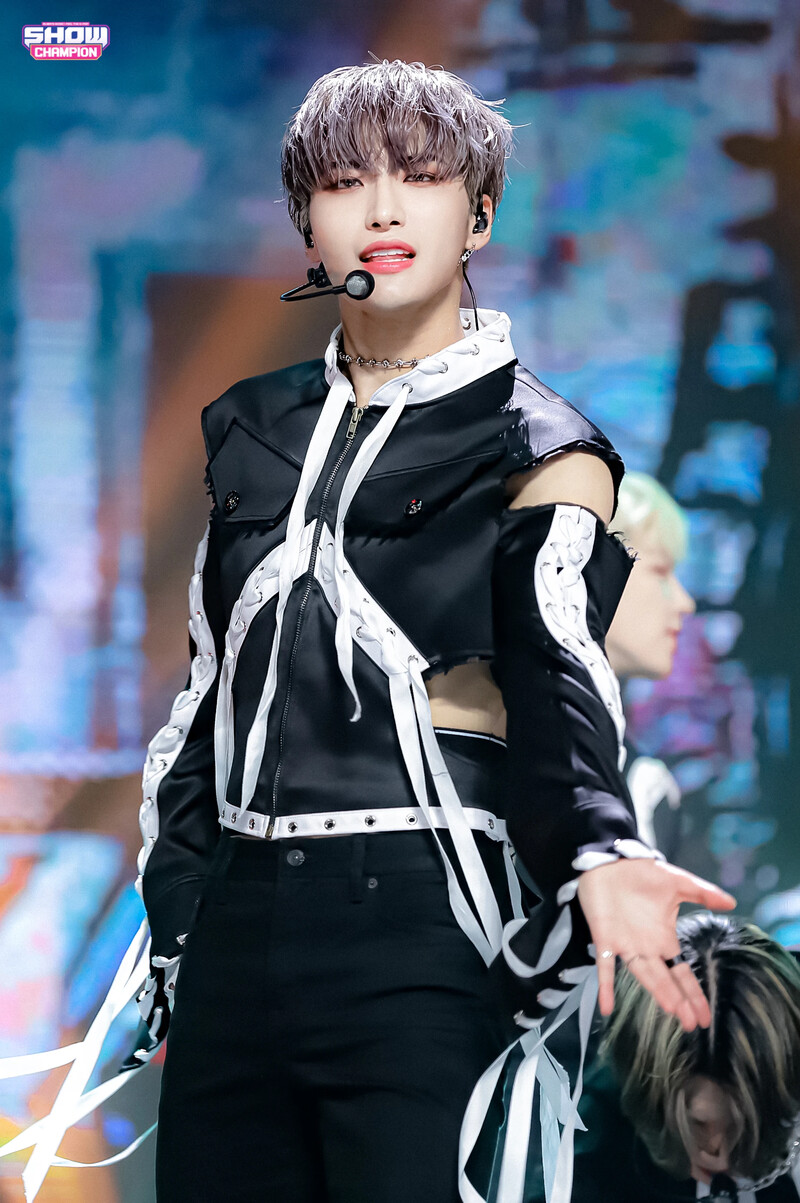 210319 ATEEZ Performing "Fireworks (I'm the One) on Show Champion | Naver Update documents 9