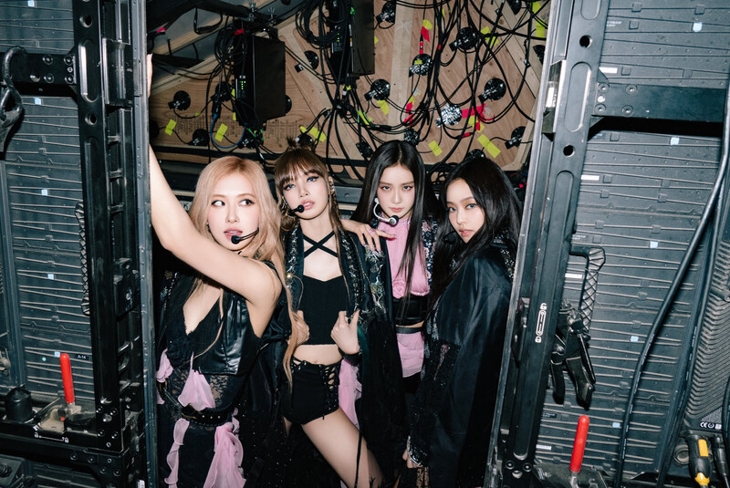 230422 - BLACKPINK Twitter Update documents 2