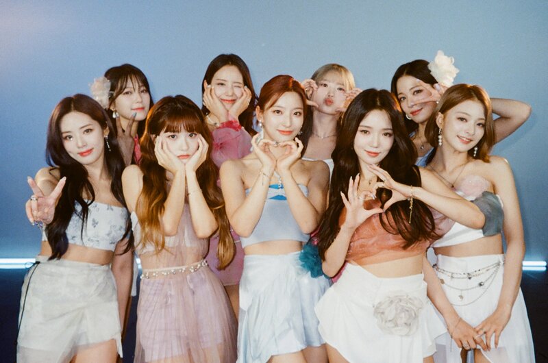 M2 Twitter Update - fromis_9 July Film Camera Photos documents 1