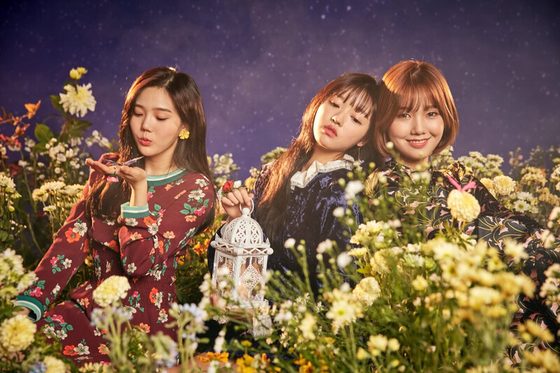 Oh My Girl Secret Garden Teasers documents 11