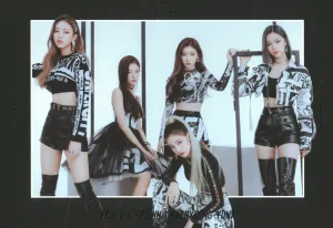 [SCANS] ITZY "IT'z ME" Album (All 3 Versions)