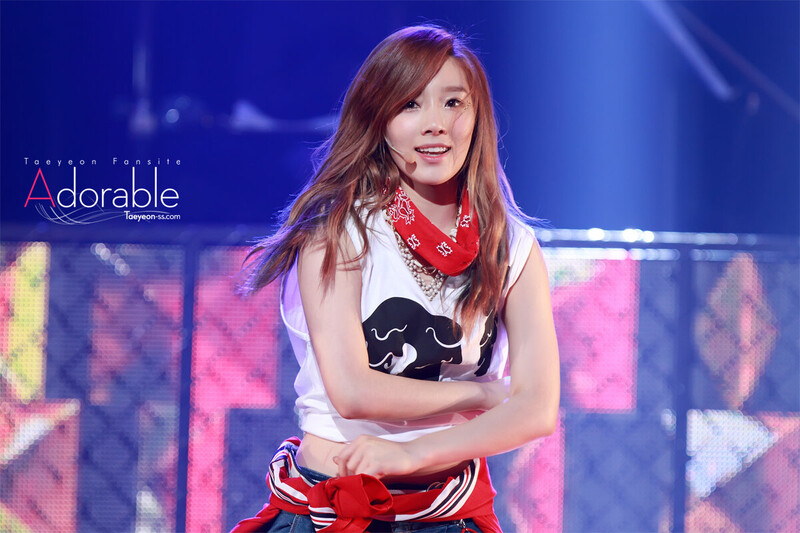 130106 Girls' Generation Taeyeon at KBS Open Hope Concert documents 10