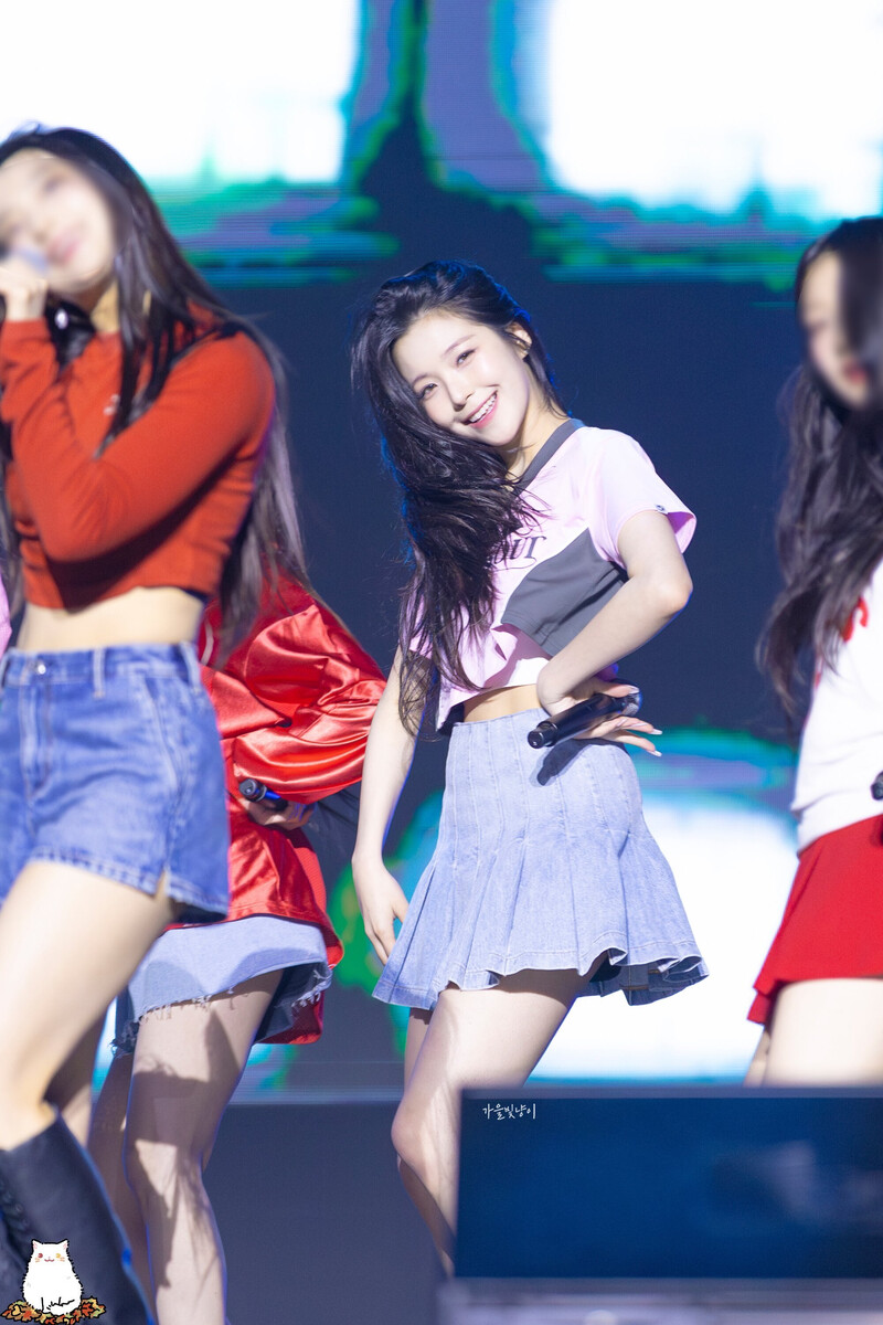 240518 fromis_9 Jiheon - Spring Breeze Campus Festival documents 1