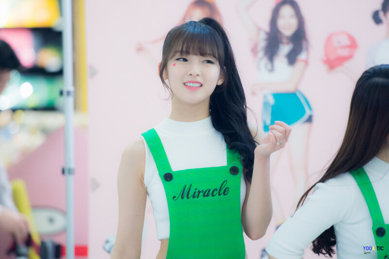 160424 OH MY GIRL Arin documents 10