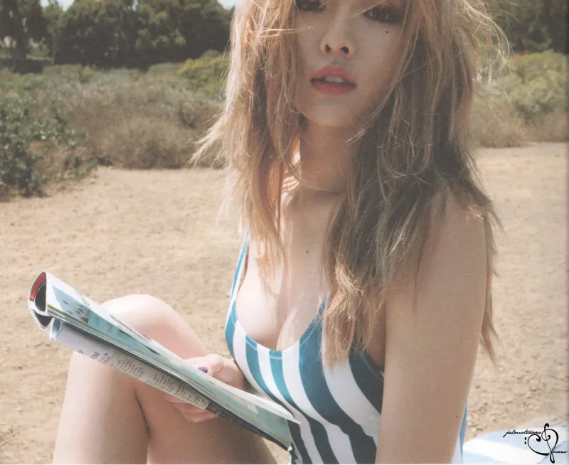 HyunA359.jpg