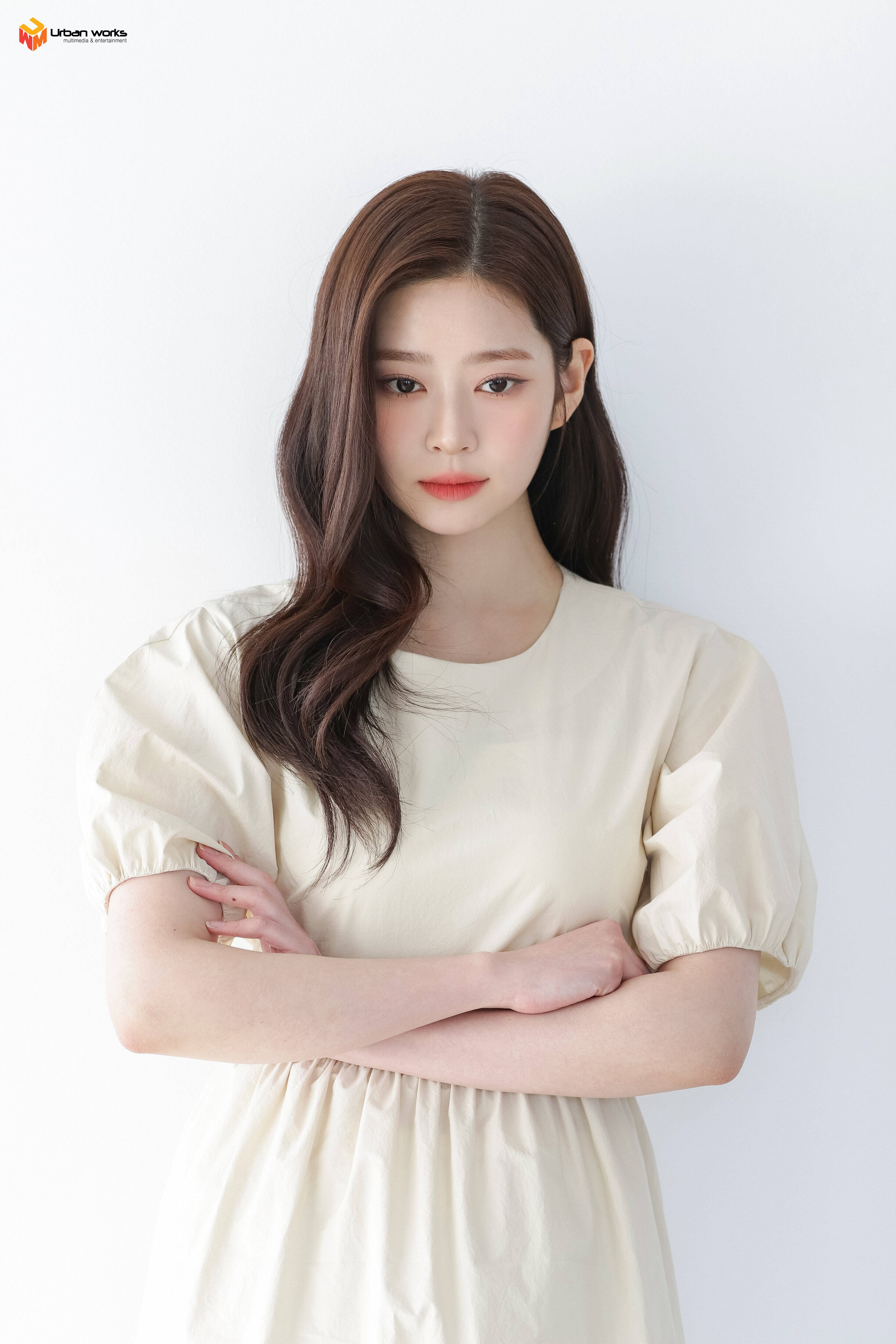 220228 Urban Works Naver Post - Kim Minju - Citybreeze Photoshoot ...