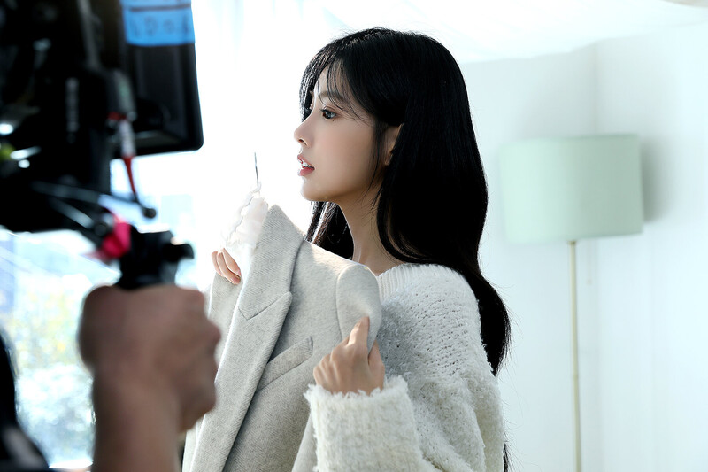 220112 8D Naver Post - Hyewon 'W' MV Shoot Behind documents 5