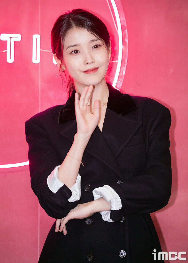 221116 IU - J.Estina Pop-up Store Event documents 22