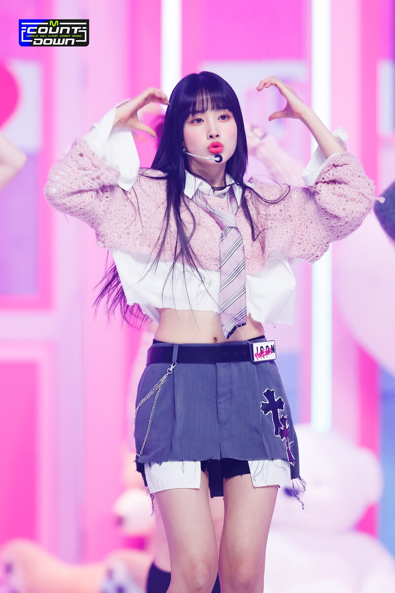 230216 STAYC Yoon - 'Teddy Bear' at M COUNTDOWN documents 6