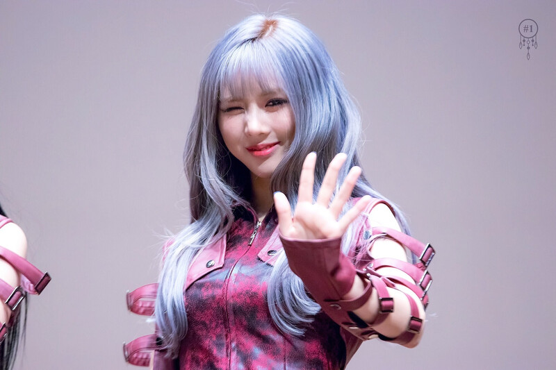 180518 Dreamcatcher Yoohyeon - Fansign Event documents 8