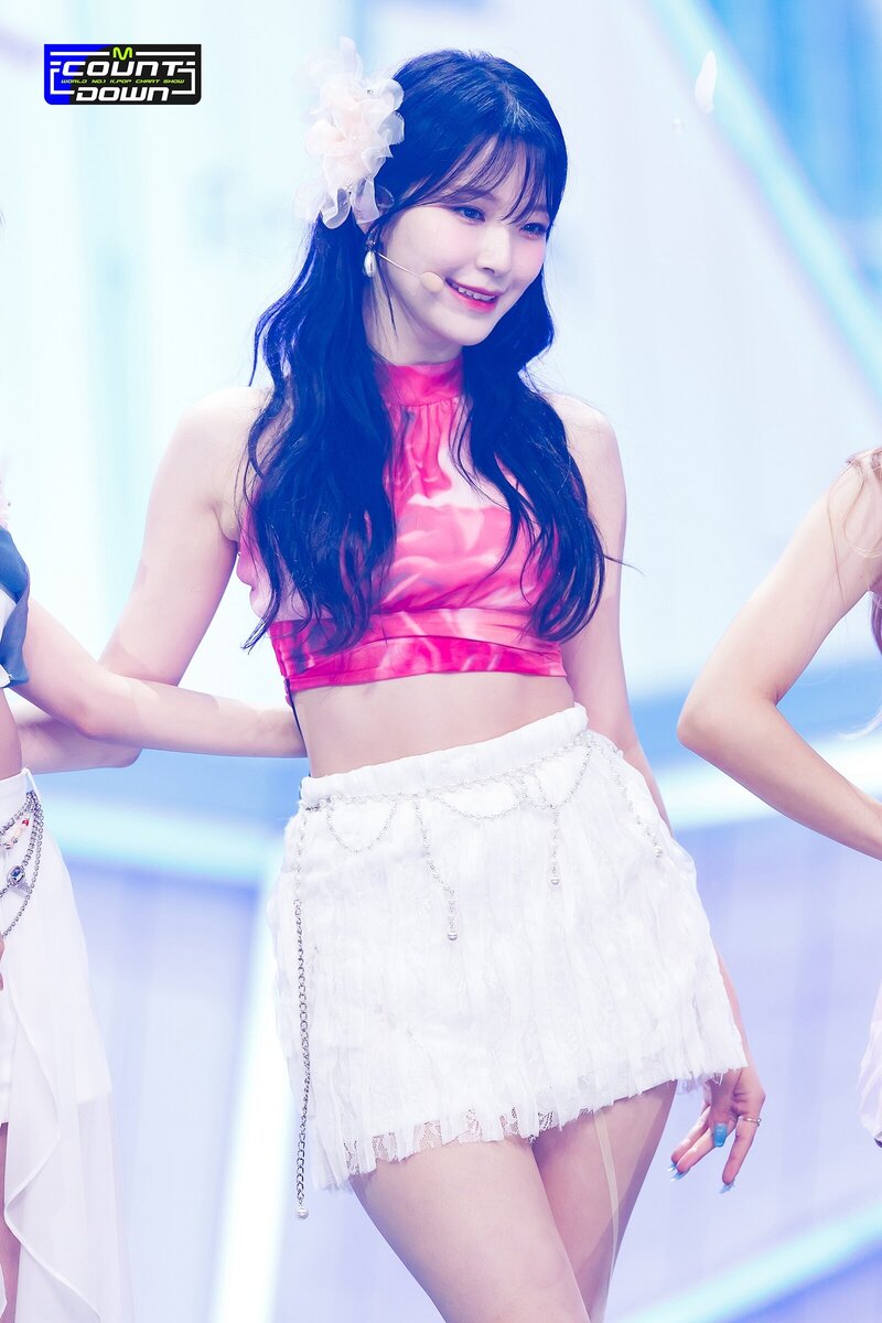 220630 fromis_9 'Stay This Way' at M Countdown documents 5