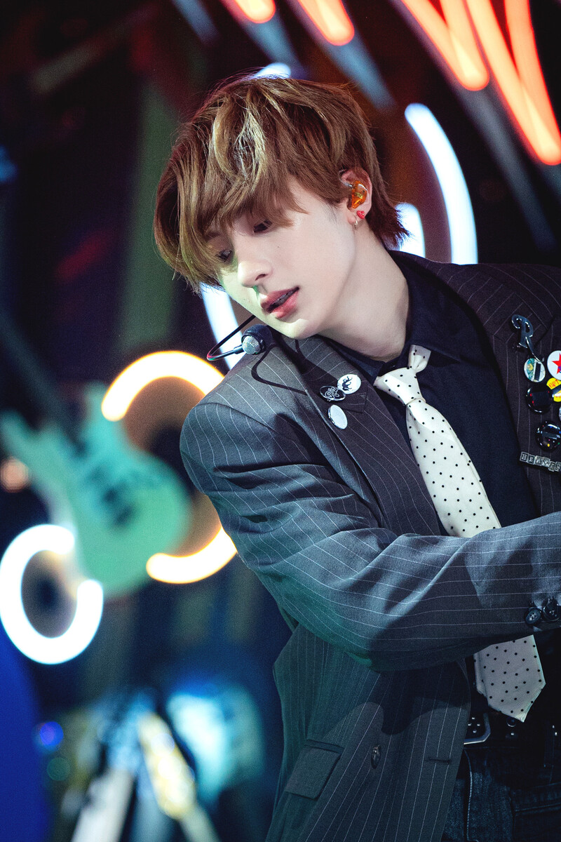 240623 RIIZE Anton - 'Boom Boom Bass' at Inkigayo documents 3