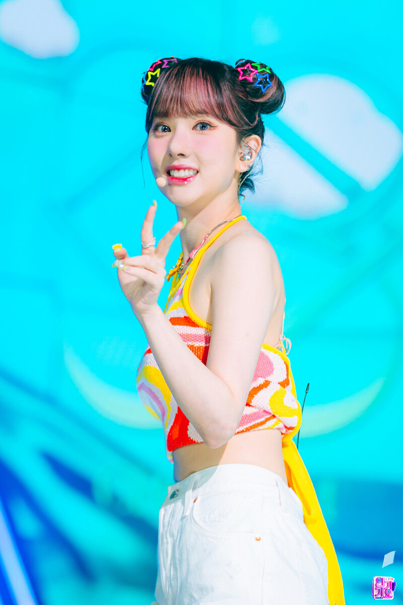 220717 VIVIZ Eunha - 'LOVEADE' at Inkigayo documents 3