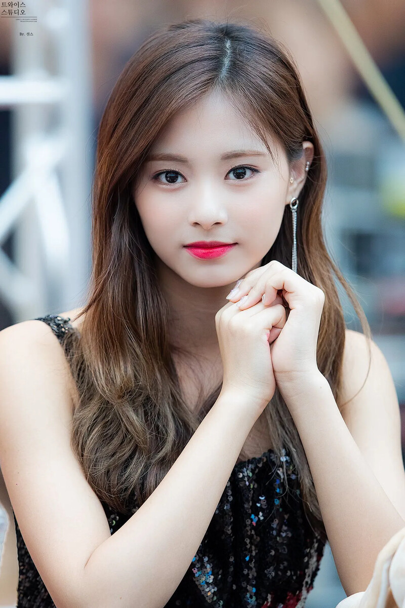 Tzuyu1423.jpg