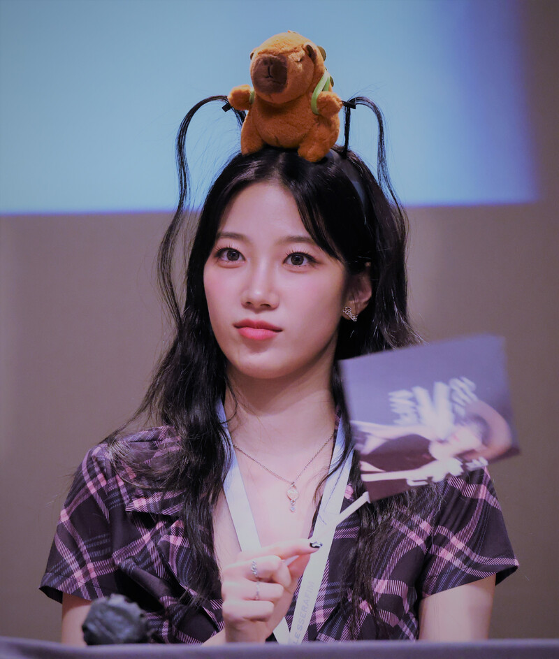 240906 LE SSERAFIM Kazuha - Aladdin Fansign Event documents 2