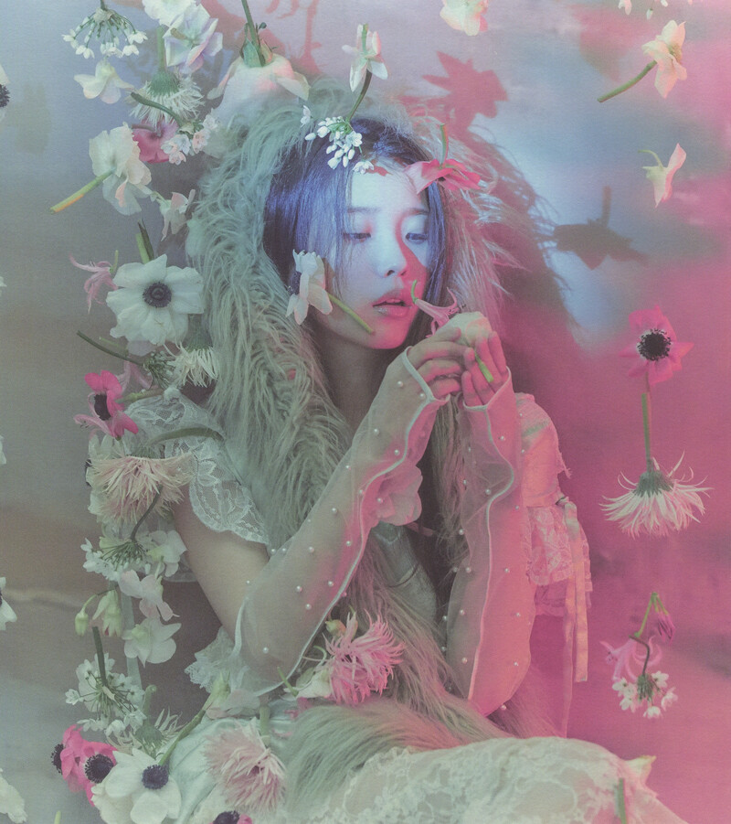 IU 5th Album 'LILAC' HILAC & BYLAC Versions[SCANS] | Kpopping