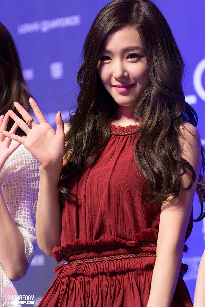 150423 Girls' Generation Tiffany at Louis Quatorze VIP Premier Event documents 5