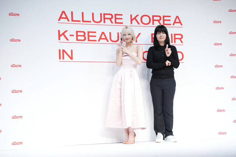 241013 TWICE Momo - Allure K-Beauty Fair in Tokyo documents 7