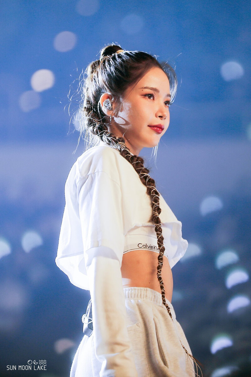 230114 MAMAMOO Solar - 'MY CON' World Tour  in Taipei Day 1 documents 3