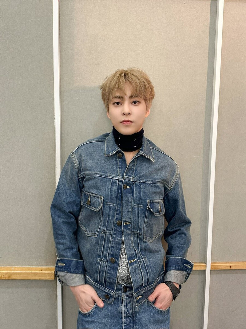 240904 Xiumin Weverse Update - ARENA Homme+ Korea Behind Photo documents 24