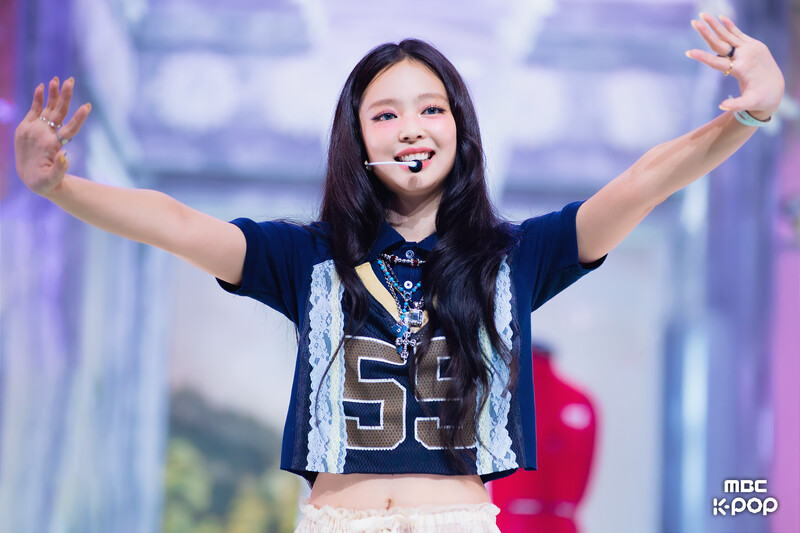 241019 JENNIE - 'Mantra' at Music Core documents 10