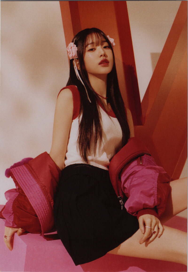 IVE - Mini Album 'I'VE MINE' (Scans) documents 6