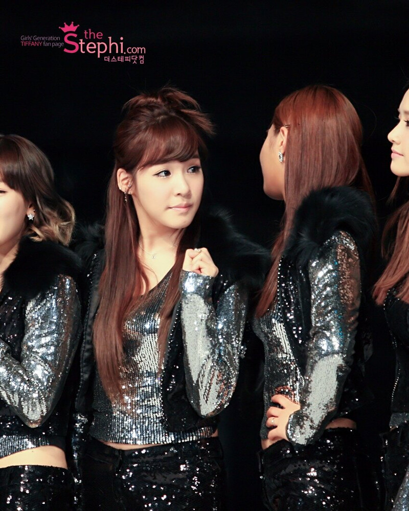 101230 Girls' Generation Tiffany at KBS Gayo Daechukje documents 21