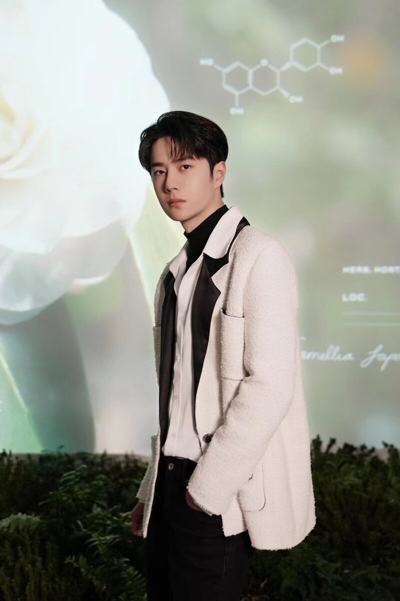 220115 Wang Yibo for CHANEL No.1 Red Camellia documents 1