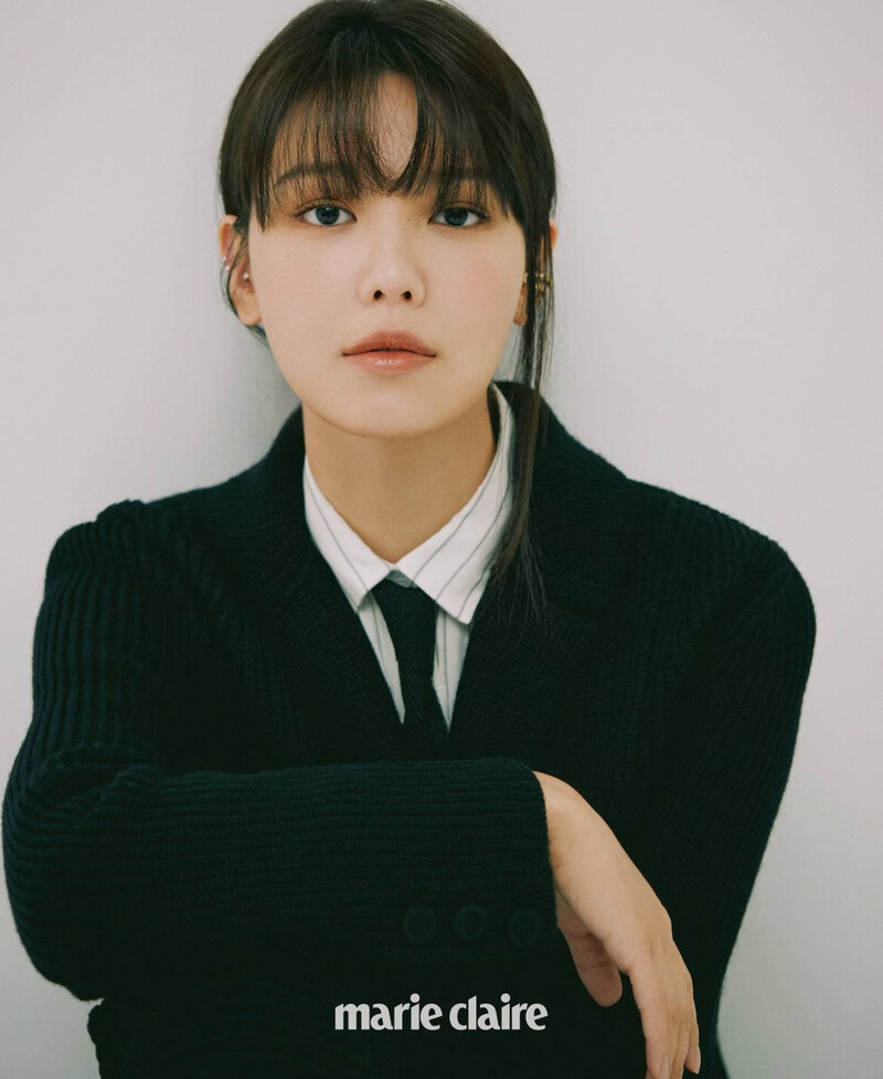 CHOI SOOYOUNG for MARIE CLARIE Korea January Issue 2021 documents 3