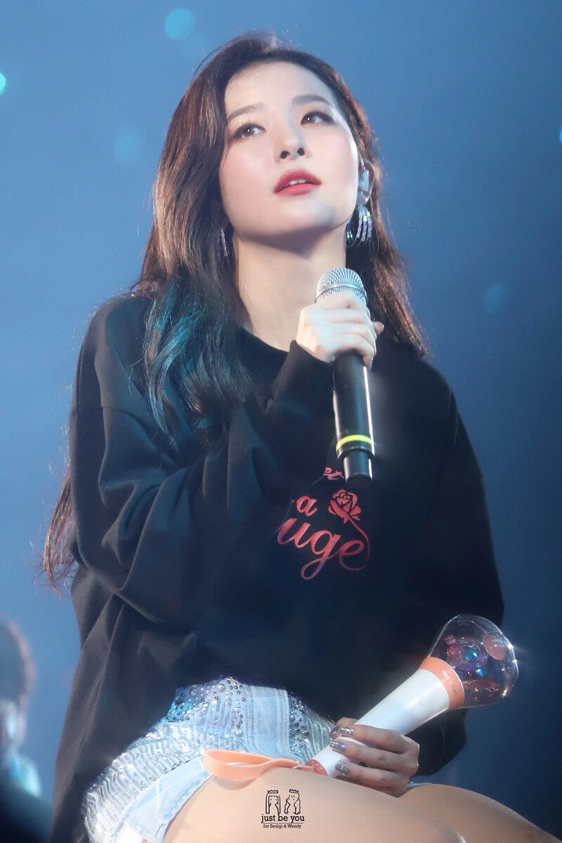 191123-24 La Rouge Day 1 & 2 - Red Velvet Seulgi documents 14