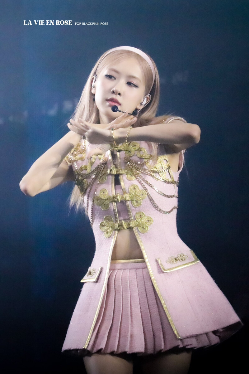 230513 BLACKPINK Rosé - 'BORN PINK' Concert in Kallang Day 1 documents 5