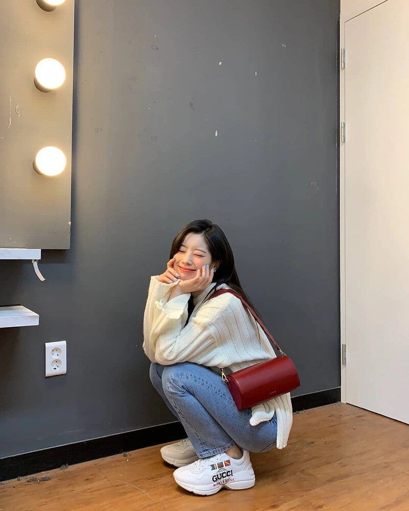 210318 TWICE Instagram Update - Dahyun documents 3