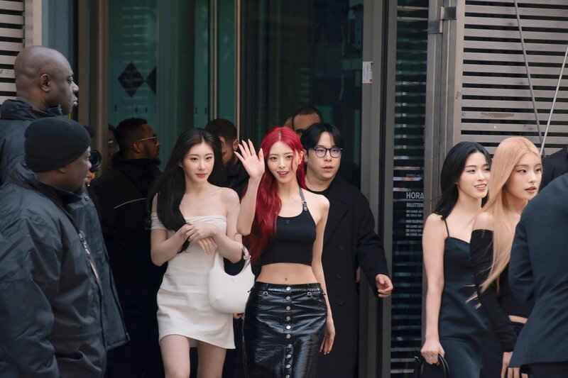 240228 - ITZY for Courrèges Event at Paris Fashion Week documents 4